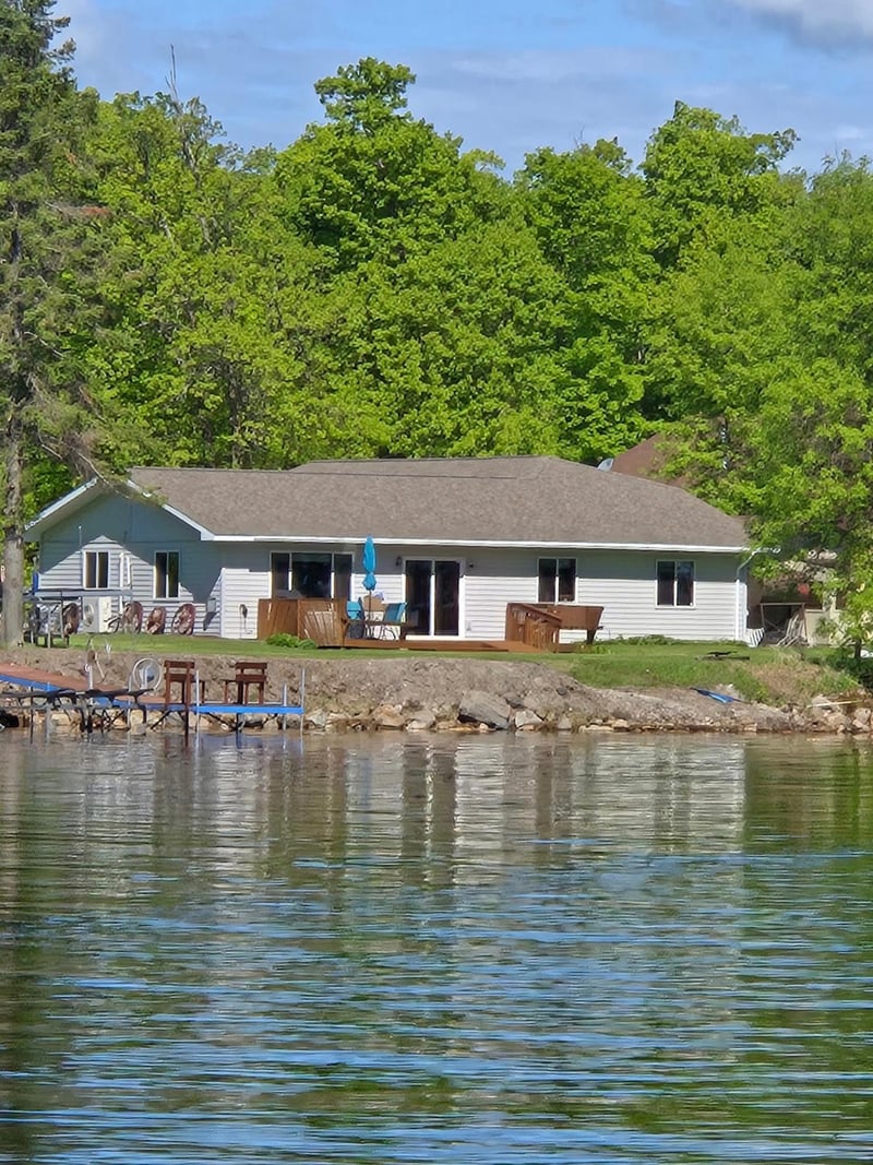 10130 Point View Dr NW, Federal Dam, MN 56641