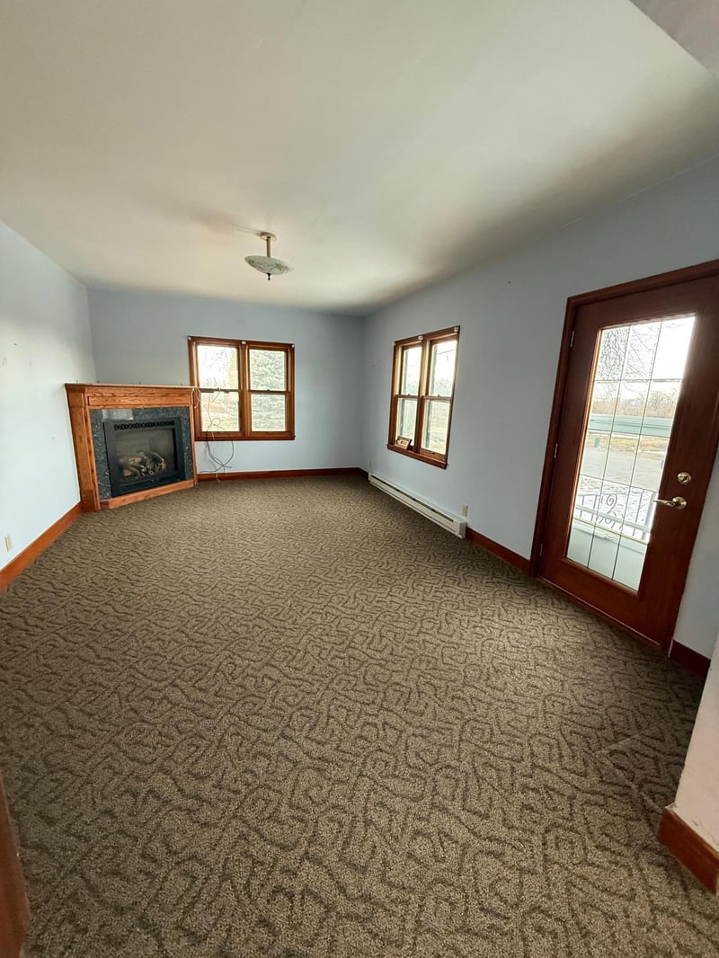 209 W Hibbard Ave, Belview, MN 56214