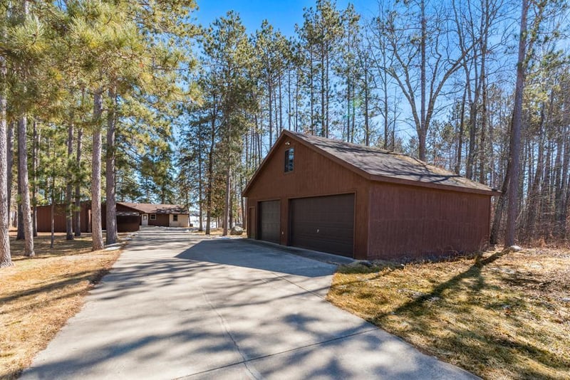 41416 Poplar Dr, Emily, MN 56447