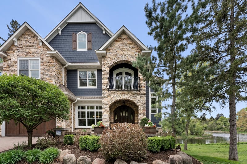 5625 Interlachen Cir, Edina, MN 55436