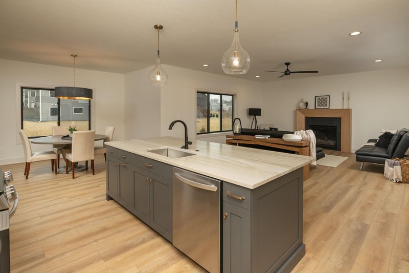 516 Somerby Pw NE, Byron, MN 55920