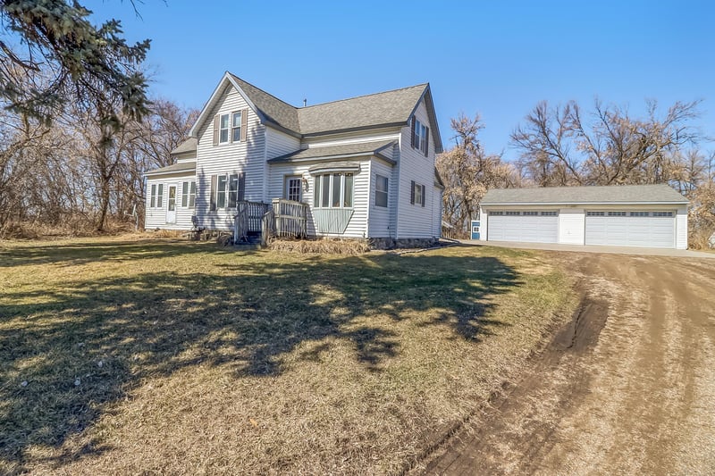 17775 270th St, Audubon, MN 56511