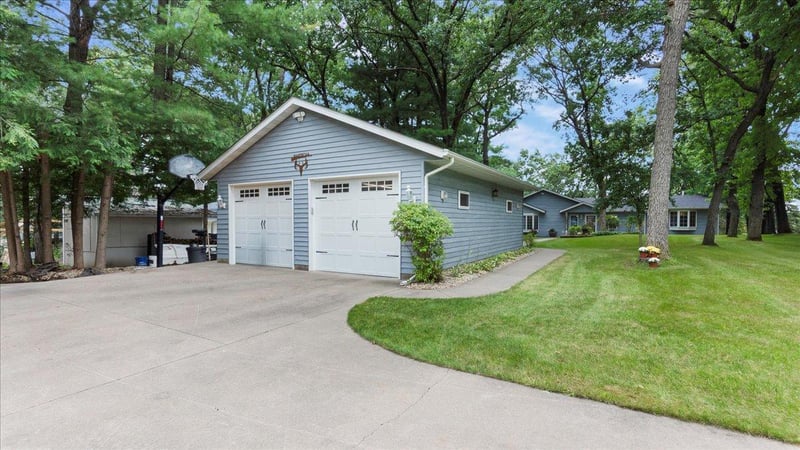 5330 114th Ave, Clear Lake, MN 55319