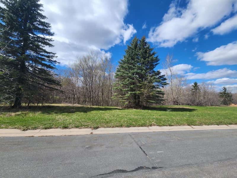 LOT 5 Crest Ln, Ellsworth, WI 54011