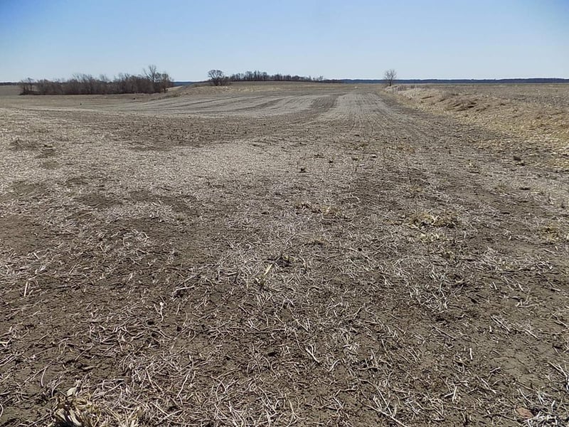 000 Drill Dr, Courtland, MN 56021