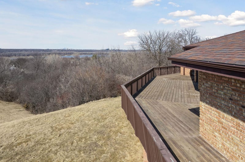 3108 Foxpoint Cir, Burnsville, MN 55337