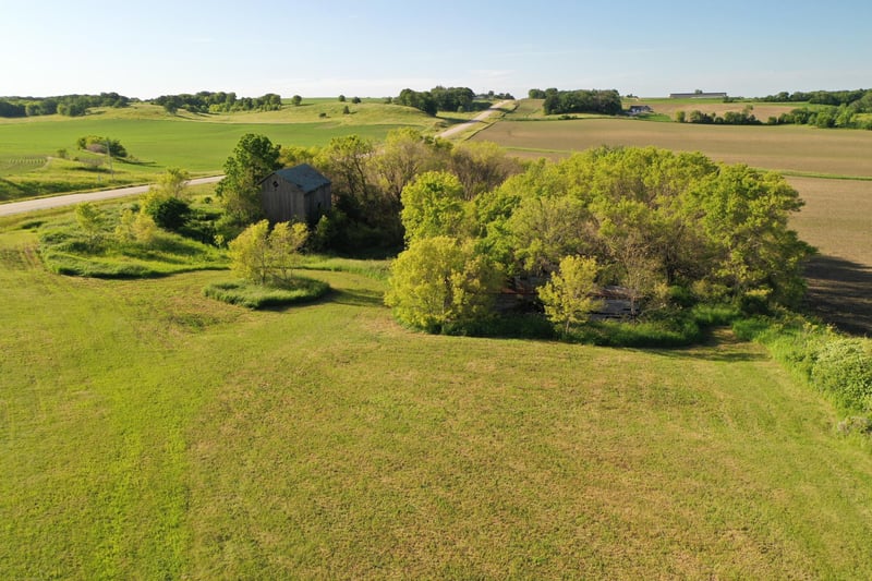 17063 County Road 10 NE, Saint Charles, MN 55972