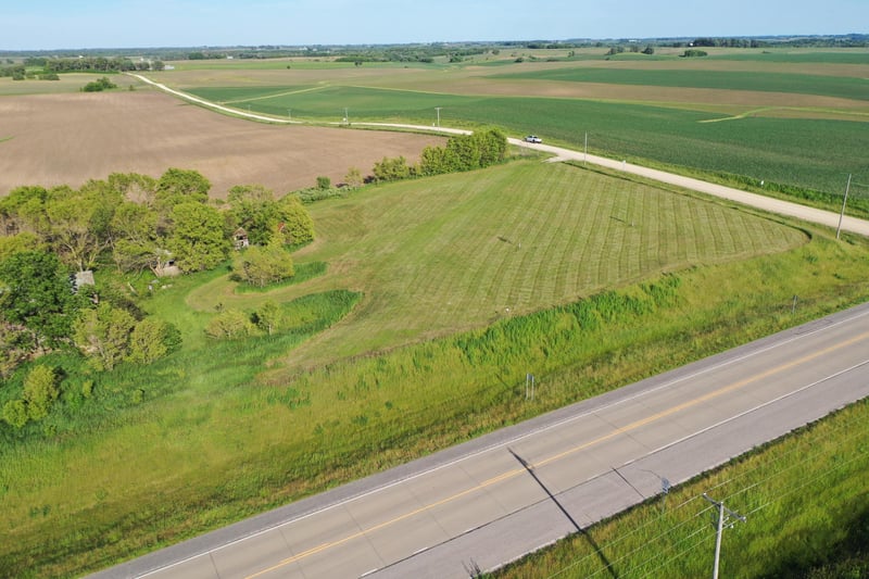 17063 County Road 10 NE, Saint Charles, MN 55972