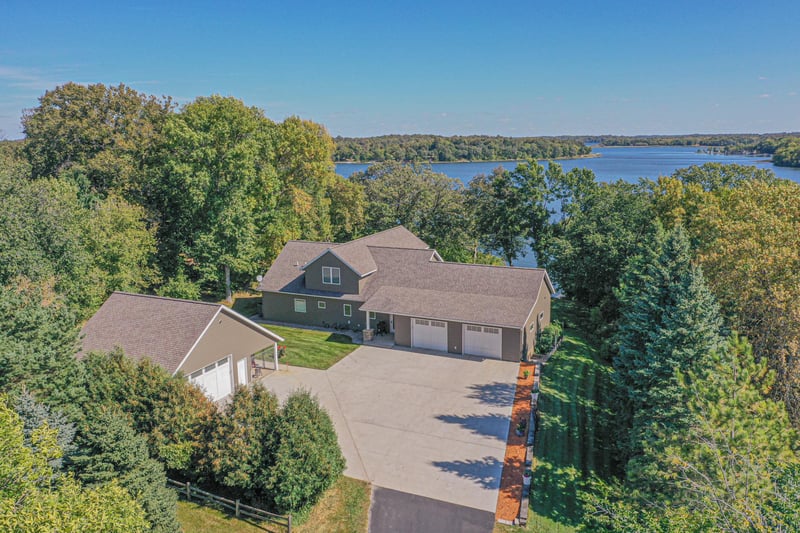 12779 Gurie Ln SW, Farwell, MN 56327