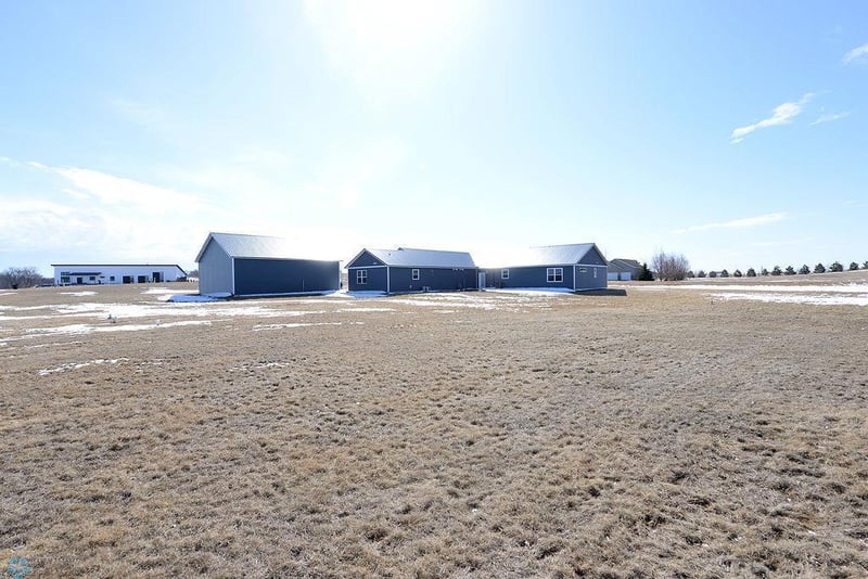 17160 Lakeview Ln, Audubon, MN 56511