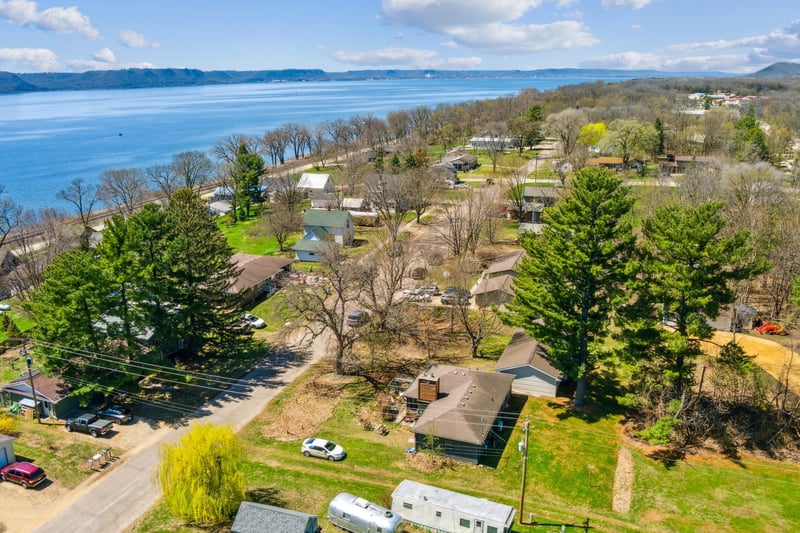 818 2nd St, Pepin, WI 54759