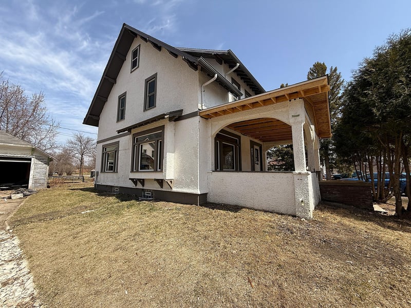 616 W 5th St, Madison, MN 56256