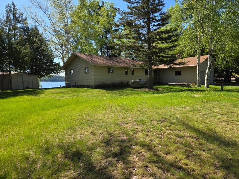 7002 Mulberry Ln NW, Walker, MN 56484