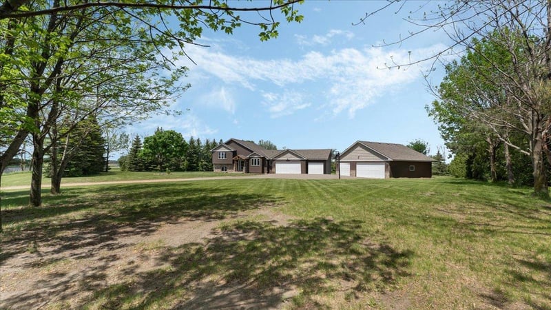 28306 State Highway 25, Belle Plaine, MN 56011