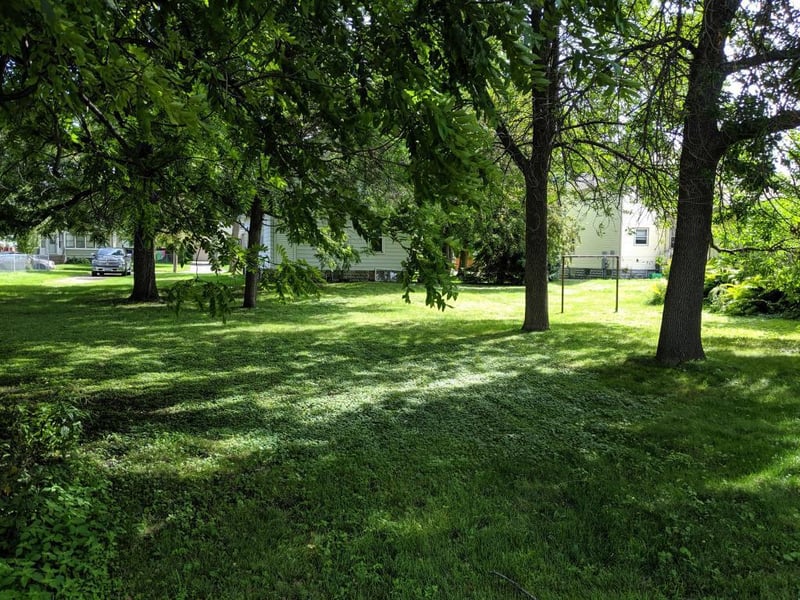 - 1st St S, Willmar, MN 56201