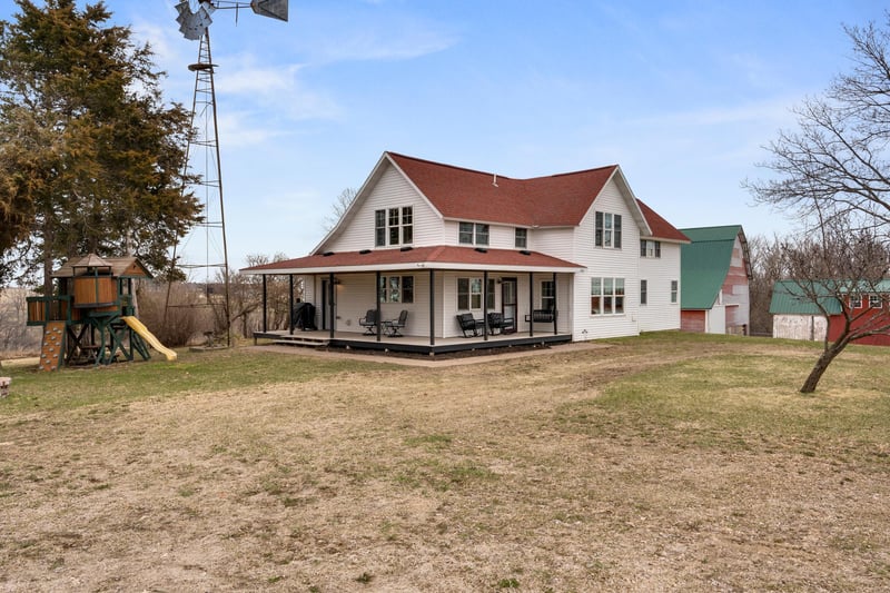 27382 Hart Dr, Rushford, MN 55971