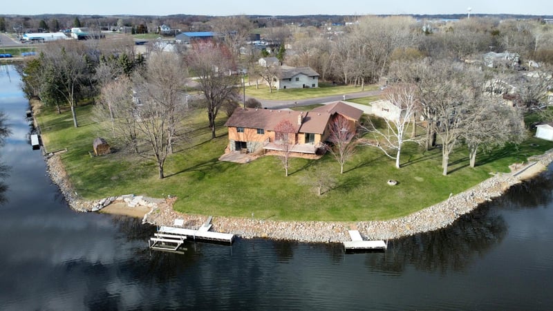 591 Central Ave SE, Richmond, MN 56368