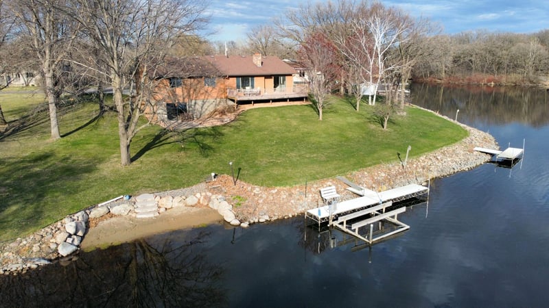591 Central Ave SE, Richmond, MN 56368