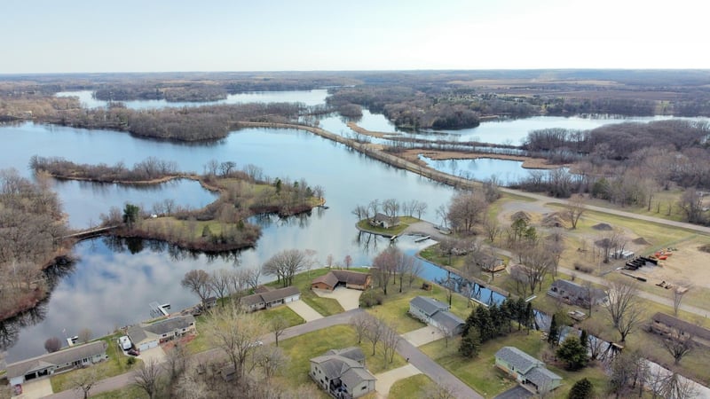 591 Central Ave SE, Richmond, MN 56368