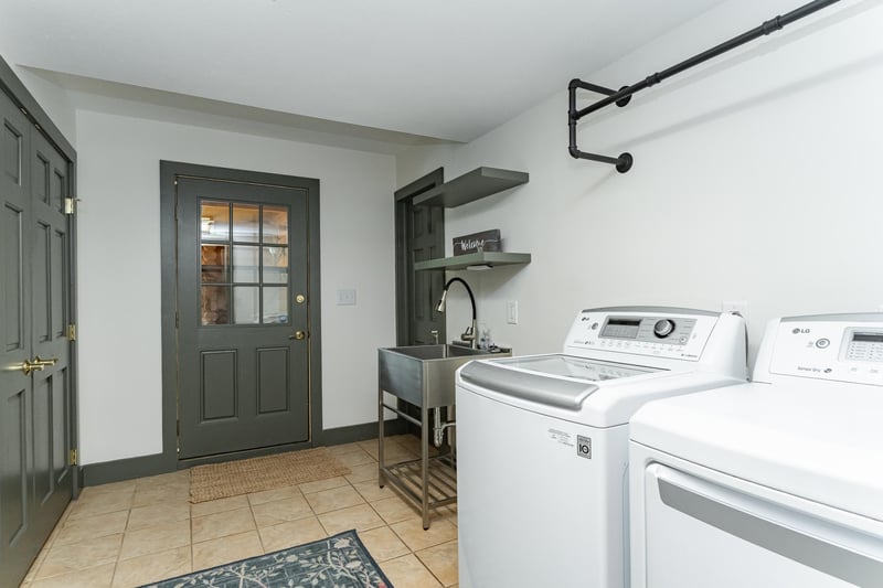6723 County Road 105 NW, Byron, MN 55920