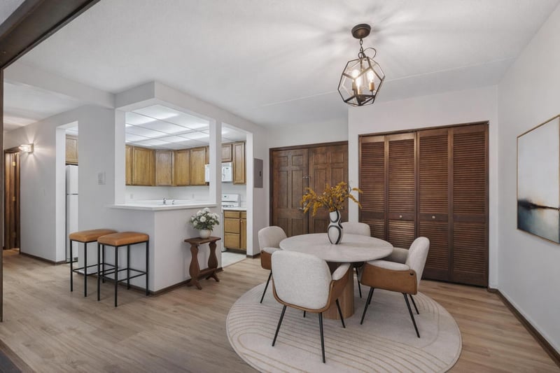 6730 Vernon Ave S #201, Edina, MN 55436