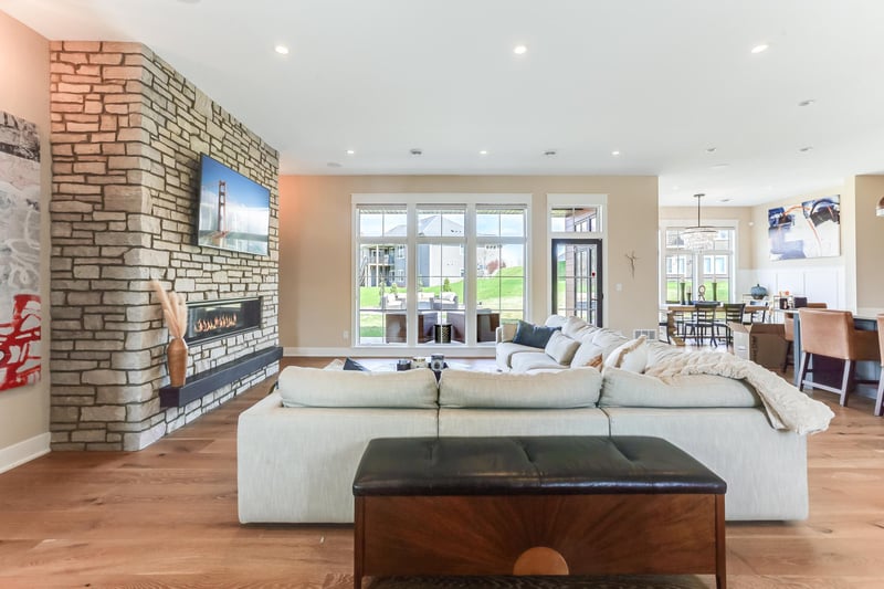 2580 Woodcliffe Trl, Hastings, MN 55033