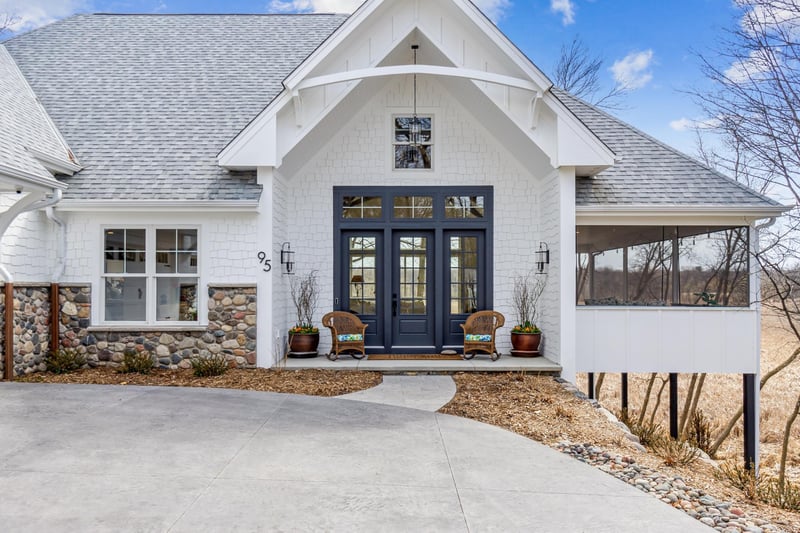 95 Birch Bluff Rd, Excelsior, MN 55331