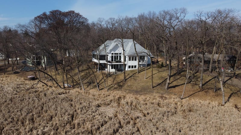 95 Birch Bluff Rd, Excelsior, MN 55331