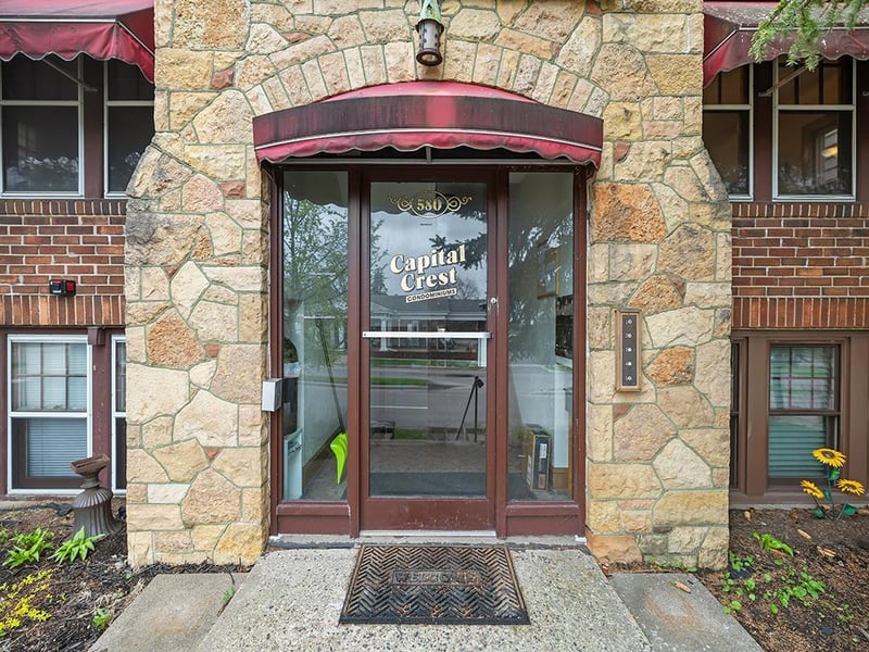 580 Snelling Ave S #4, Saint Paul, MN 55116