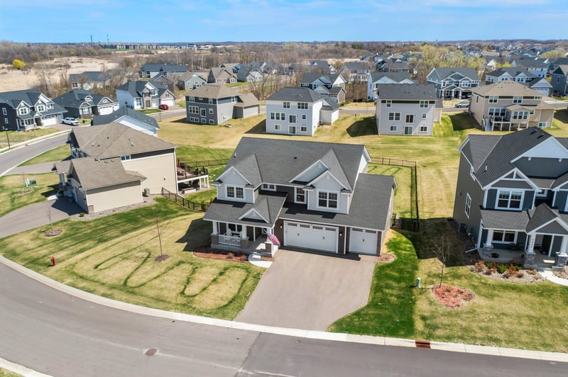 6704 Coach House Ln, Hamel, MN 55340