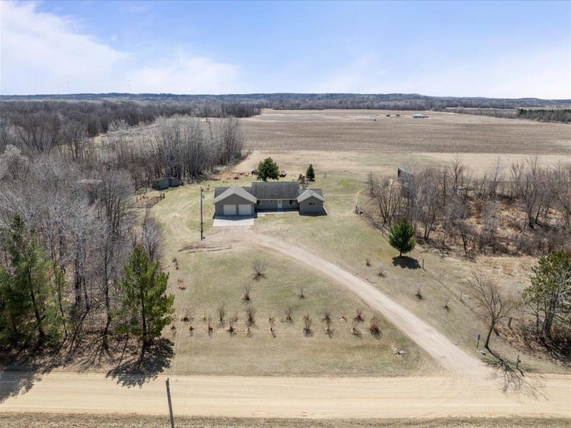 33395 464th St, Motley, MN 56466