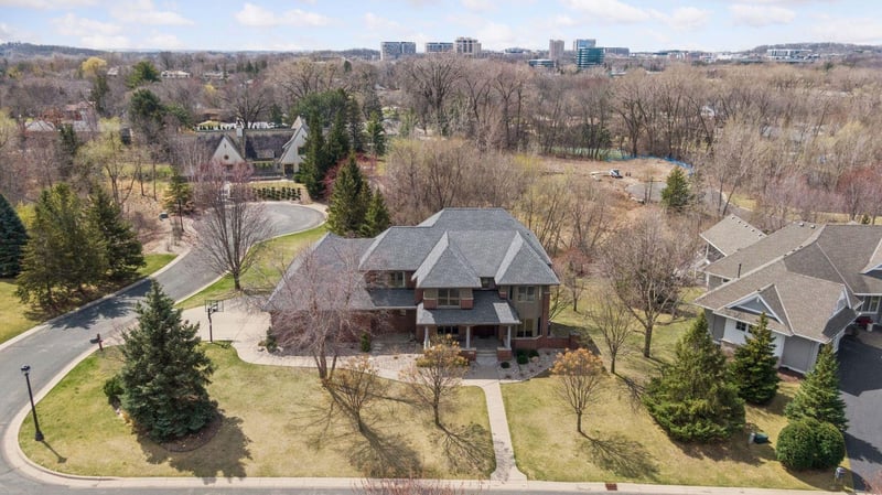 5170 Kelsey Ter, Edina, MN 55436