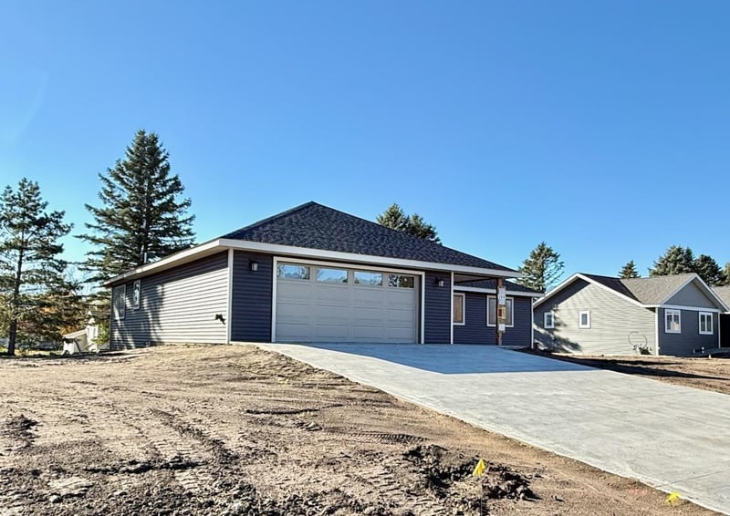 208 4th Ave Ne, Pelican Rapids, MN 56572