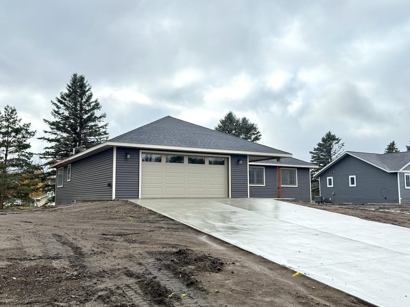 208 4th Ave Ne, Pelican Rapids, MN 56572