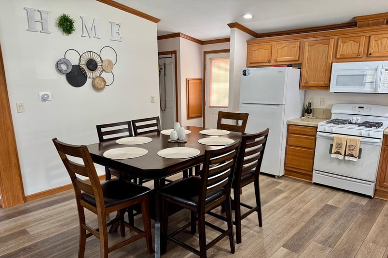 12481 Genesee Way, Apple Valley, MN 55124