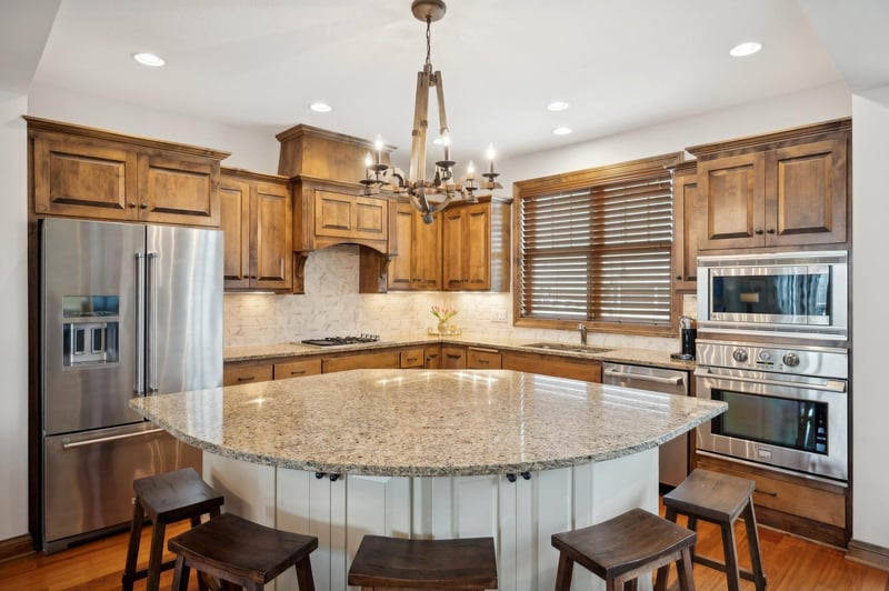 2309 Lost Lake Ct, Mound, MN 55364