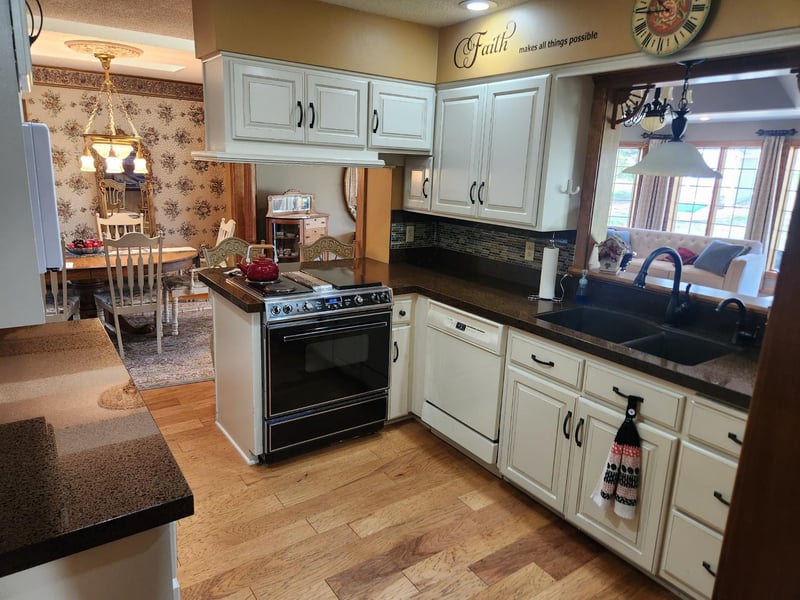 260 Park Ave, Edgerton, MN 56128