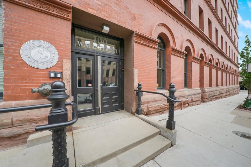 300 Wall St #104, Saint Paul, MN 55101