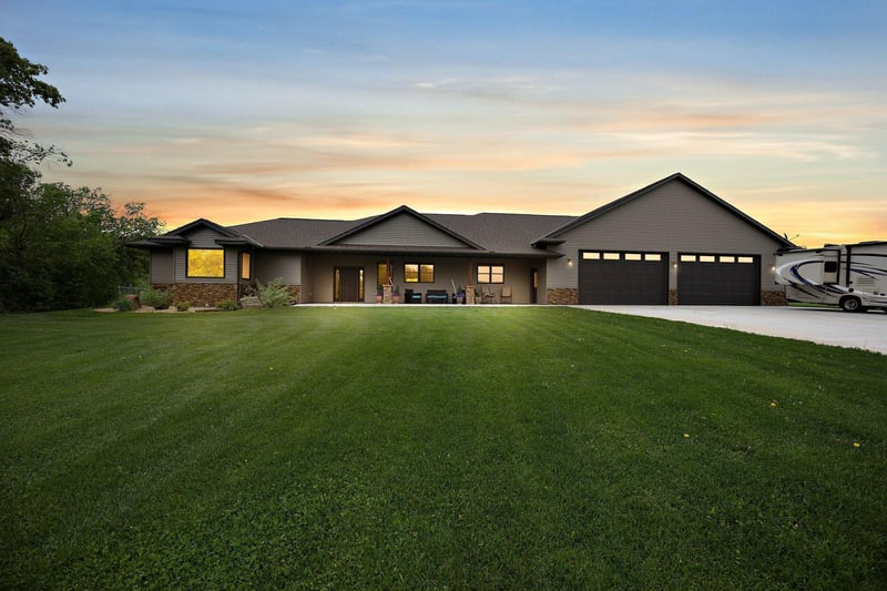1116 County Road 46, Clearwater, MN 55320