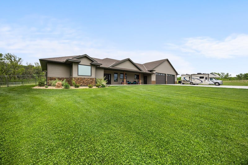 1116 County Road 46, Clearwater, MN 55320