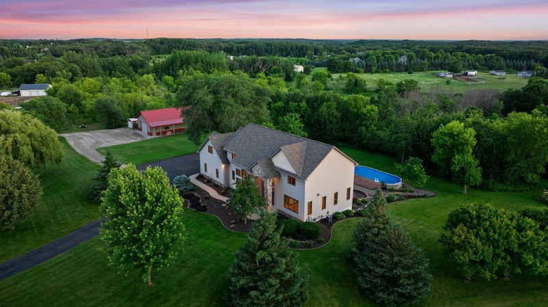 25910 110th St NW, Zimmerman, MN 55398