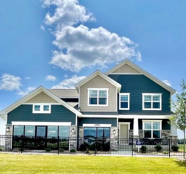17236 Durham Dr, Lakeville, MN 55044