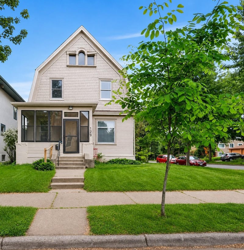 129 W 33rd St, Minneapolis, MN 55408