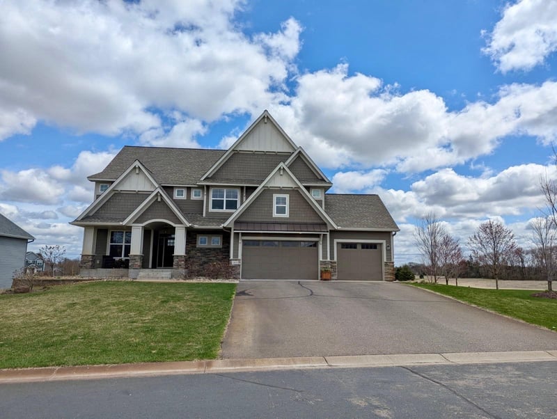 12621 96th St NE, Elk River, MN 55330