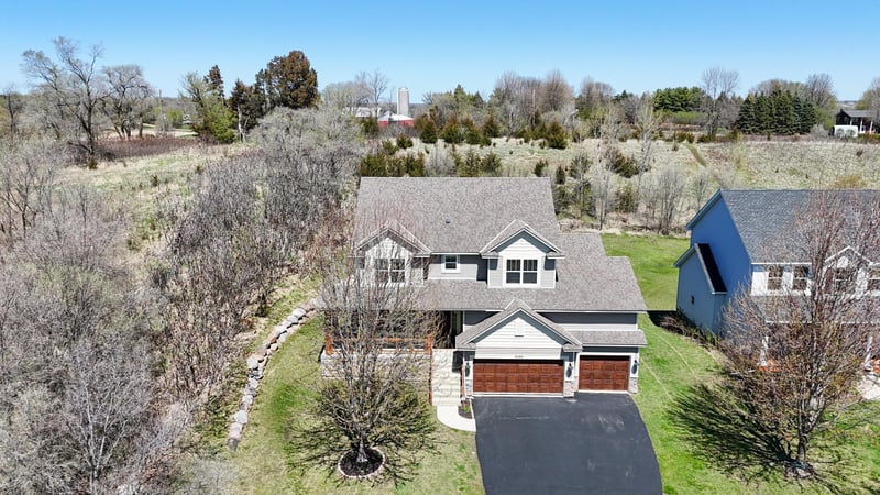 9588 Pheasant Crossing, Minnetrista, MN 55375