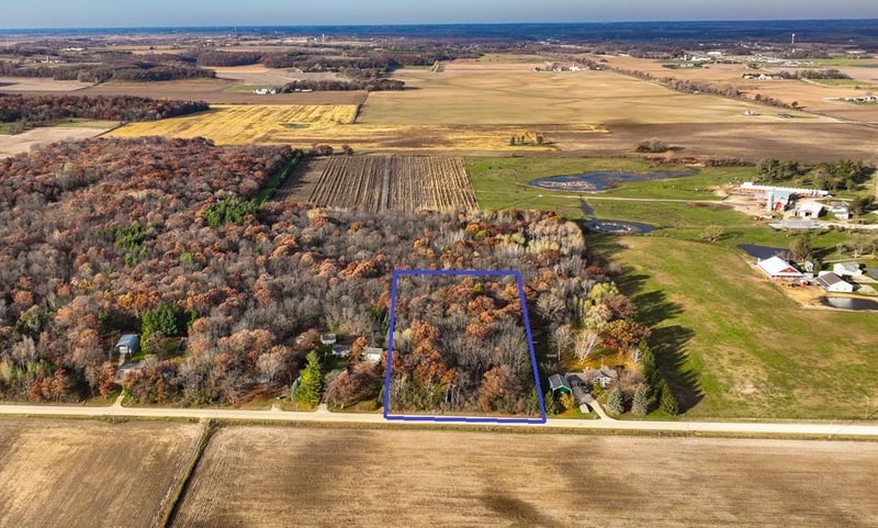 XX2 County Road 37, Saint Charles, MN 55972