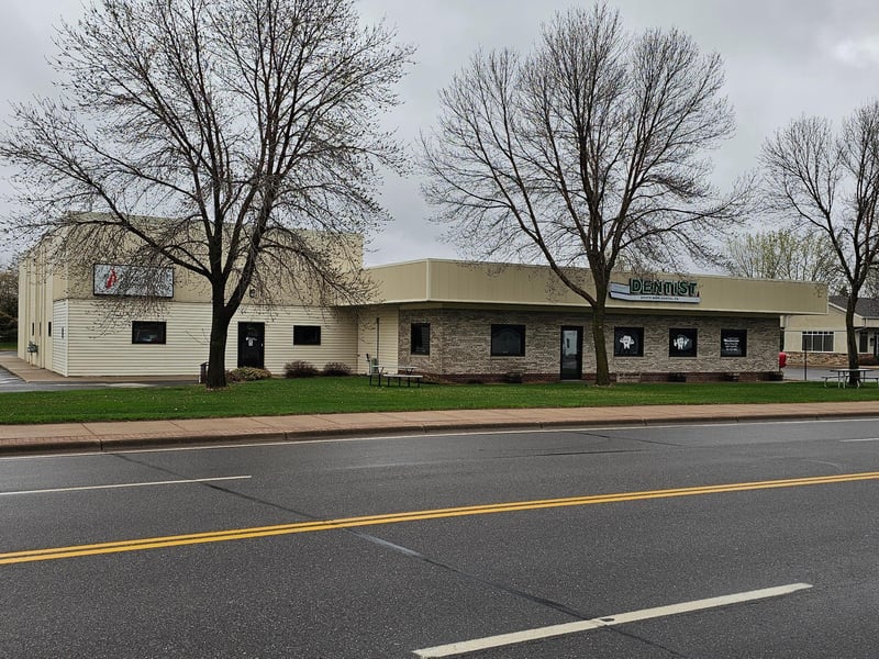 538 Main St S, Cambridge, MN 55008