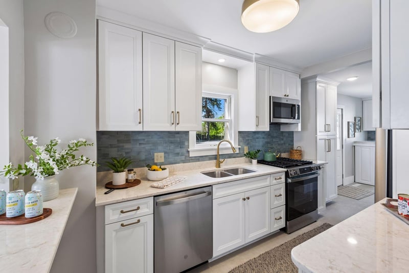 8026 Rose St, Victoria, MN 55386
