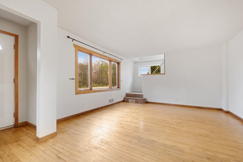 11332 Sunset Ave, Blaine, MN 55014