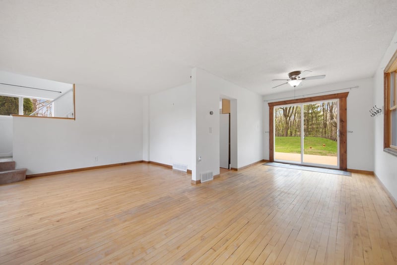 11332 Sunset Ave, Blaine, MN 55014